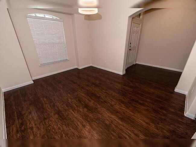 Foto del edificio - 29614 Woodsons Shore Dr