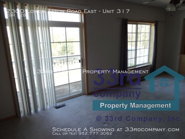 Building Photo - Welcome to this beautiful end unit town ho...