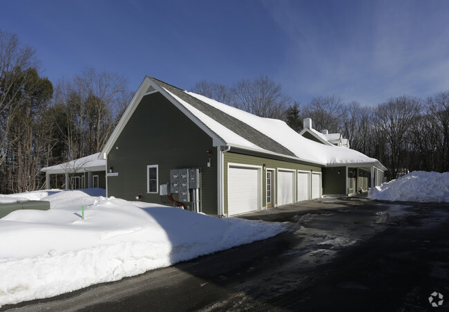 Building Photo - White Birch at Rye