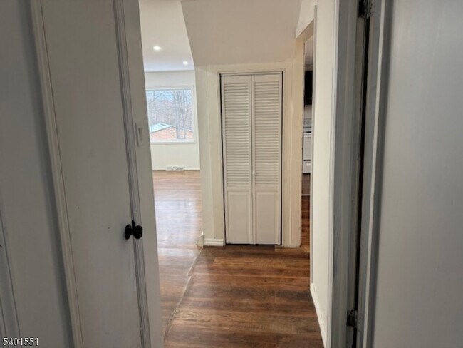 Foto del edificio - 59 Lakeview Dr