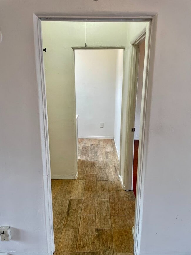 Building Photo - 1 bed 1 bath Kensington