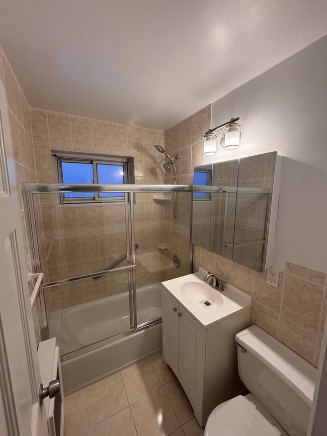 Foto del edificio - 1497 Terrace Cir