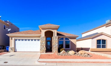 Building Photo - 5505 Ignacio Frias Dr