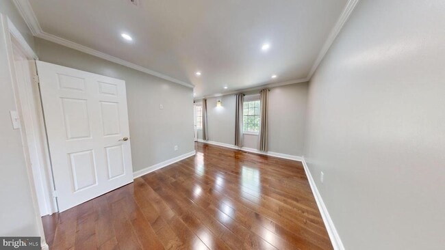 Building Photo - 7402 Colton Ln