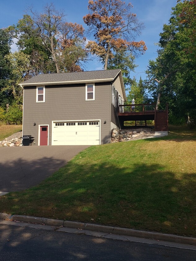 4701 Havenwood Ln, Eau Claire, WI 54701 House Rental in Eau Claire