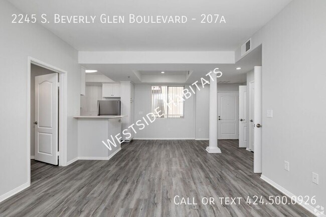 Building Photo - 2245 S Beverly Glen Blvd
