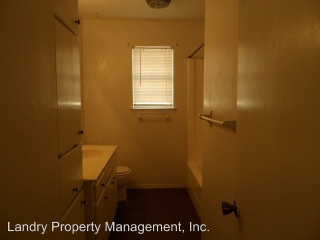 Foto del edificio - 1406 N Nolan River Rd