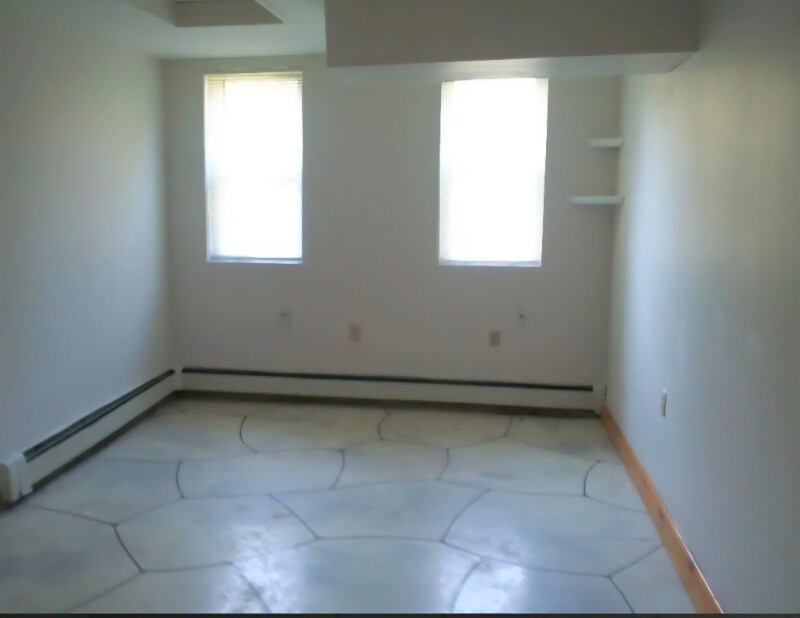 Foto del edificio - 130 Central St