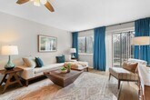 Foto principal - 3923 Old Oaks Dr