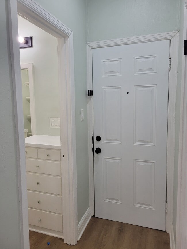 Building Photo - Sunfield Properties