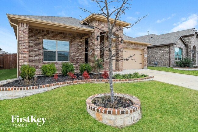 Building Photo - 15953 Hayes Ridge Dr