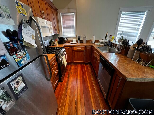 Foto del edificio - 358 Broadway