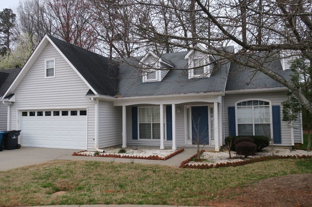 BEAUTIFUL RANCH HOME IN LAWRENCEVILLE House for Rent in Lawrenceville