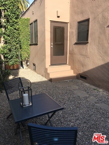 Primary Photo - 806 N Citrus Ave