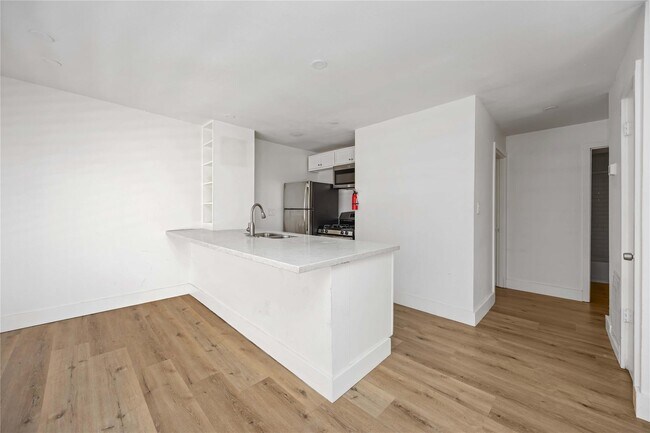 Foto del edificio - 2218 Hazard St