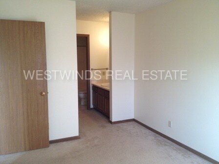 Foto del edificio - 521 Kirkwood Ave