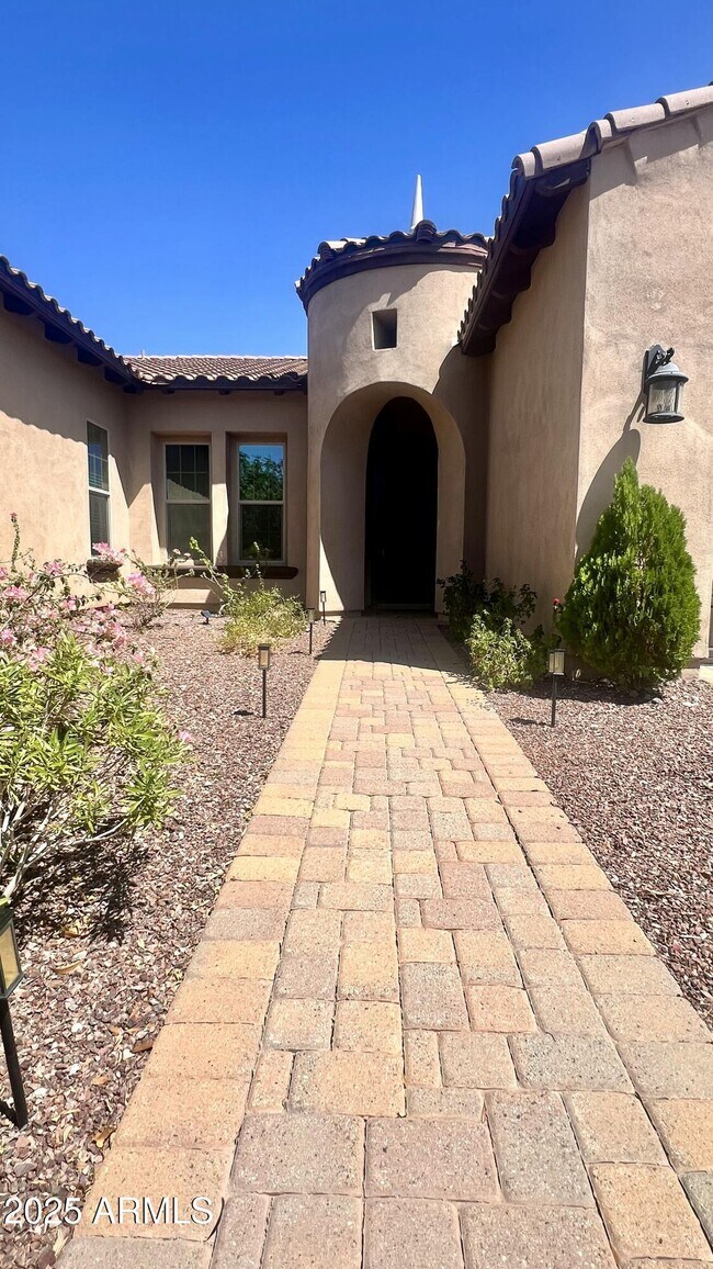 Foto del edificio - 4571 N Arbor Way