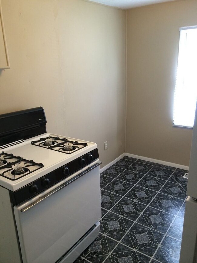 813-815 Wabash Ave. - 813-815 Wabash Ave. Apartment