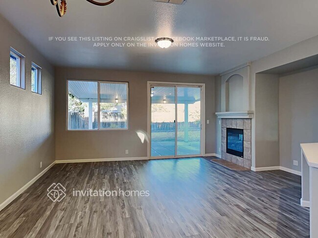 Building Photo - 5535 Ridgepoint Dr