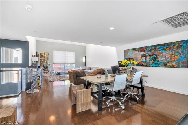 Foto del edificio - 2014 Pin Oak Ave