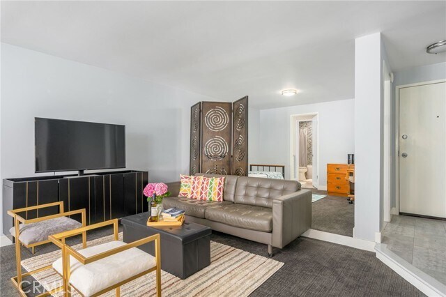 Foto del edificio - 6151 Orange St