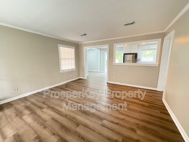 Building Photo - 5061 Thomason Ave