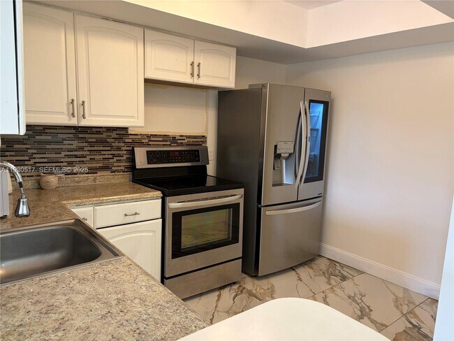 Foto del edificio - 5550 NW 44th St