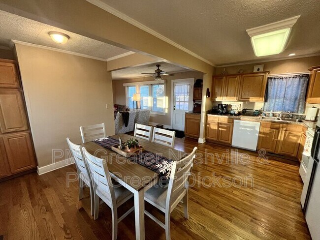 Foto del edificio - 102 Park Circle Dr