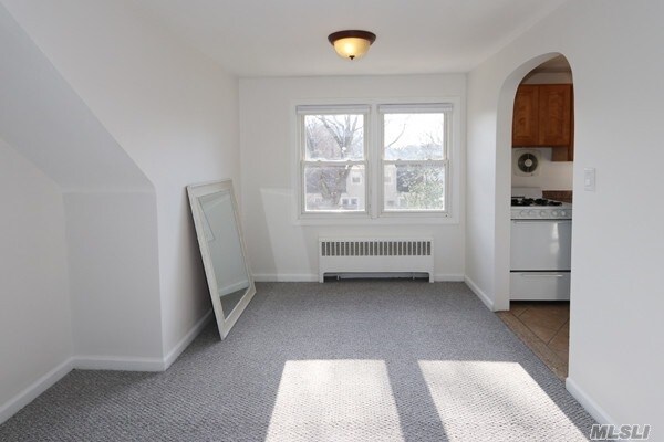 Building Photo - 20 Roxbury St