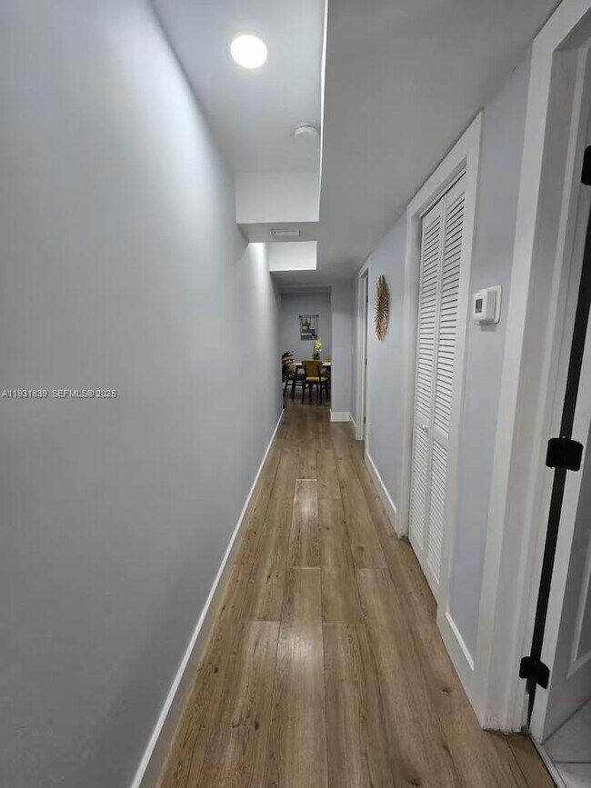 Foto del edificio - 845 NW 3rd St