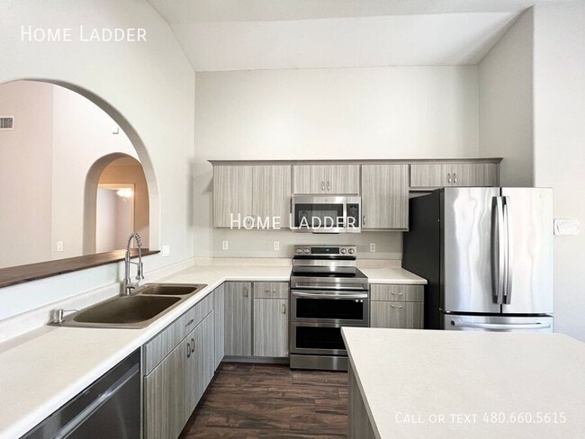 Building Photo - 1739 S Abilene Dr