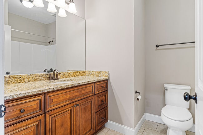 Foto del edificio - 72 Rawlings Ln