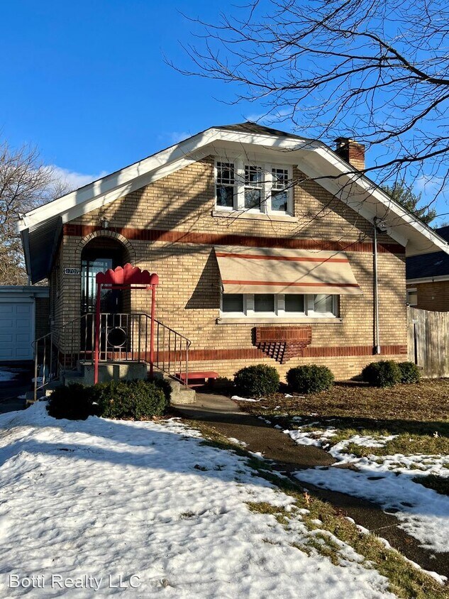 Primary Photo - 2 br, 1 bath House - 1707 Grant Ave