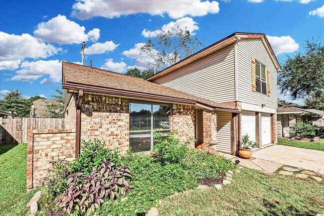 Building Photo - 7231 Dogwood Trail Dr