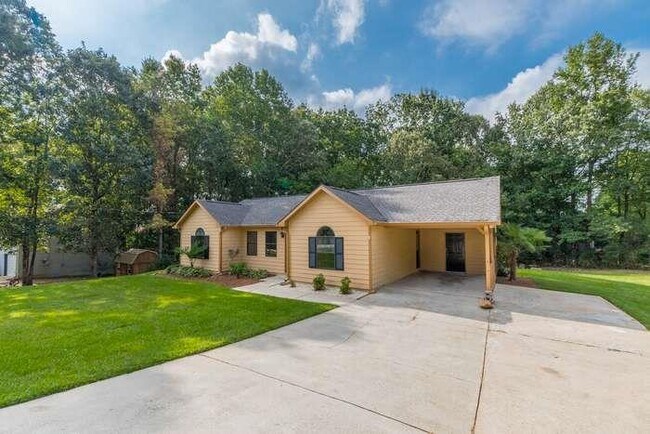 Foto del edificio - 4174 Warren Rd