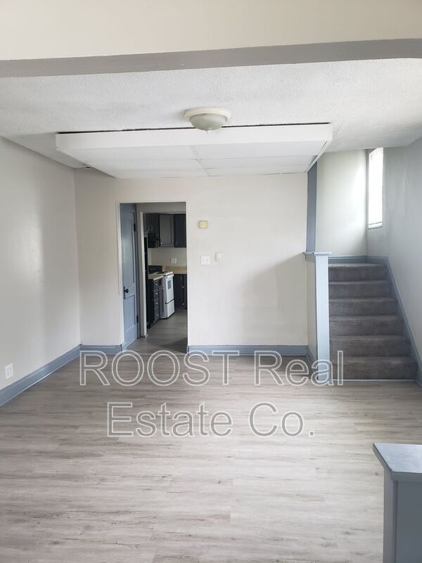 Foto del edificio - 209-211 N. Hague Avenue