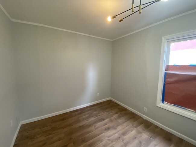 Building Photo - 24 Joyce Kilmer Ave
