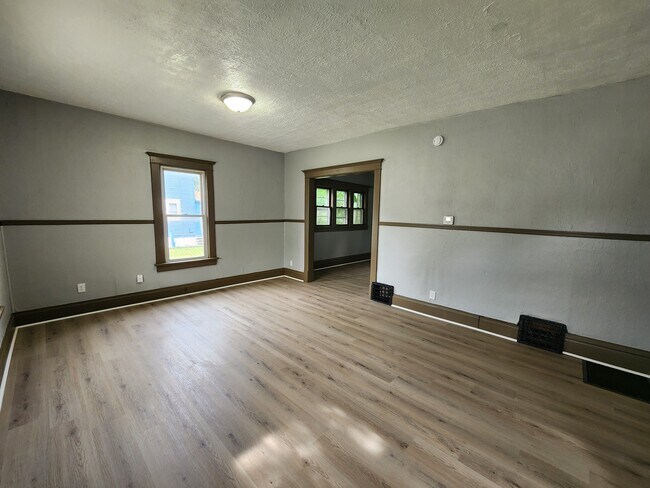 Building Photo - 525 Courtland St