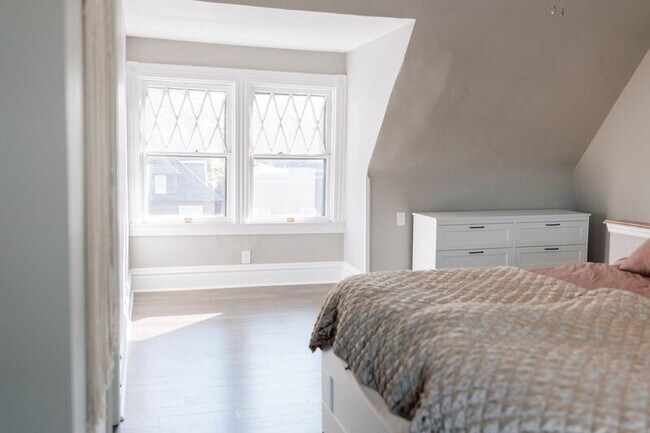 Foto del edificio - 4249 Castleman Ave