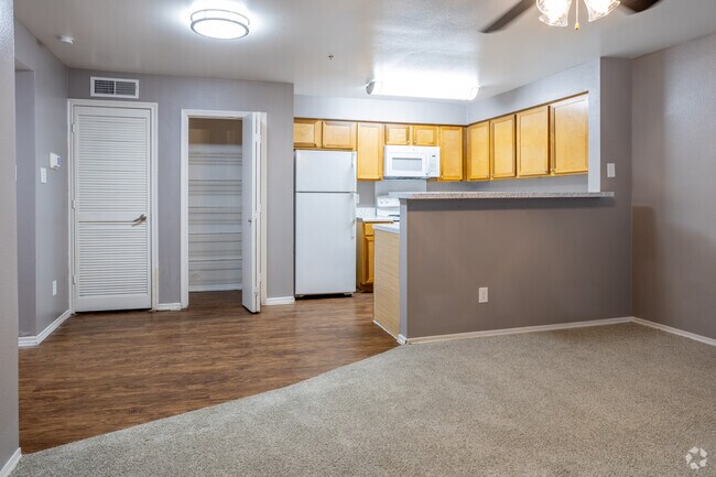 Interior Photo - Forest Park Apartment Homes