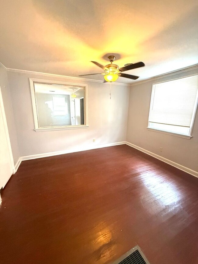 Foto del edificio - ** 4 bed 2 bath located in Morningview ** Call 334-366-9198 for a self showing