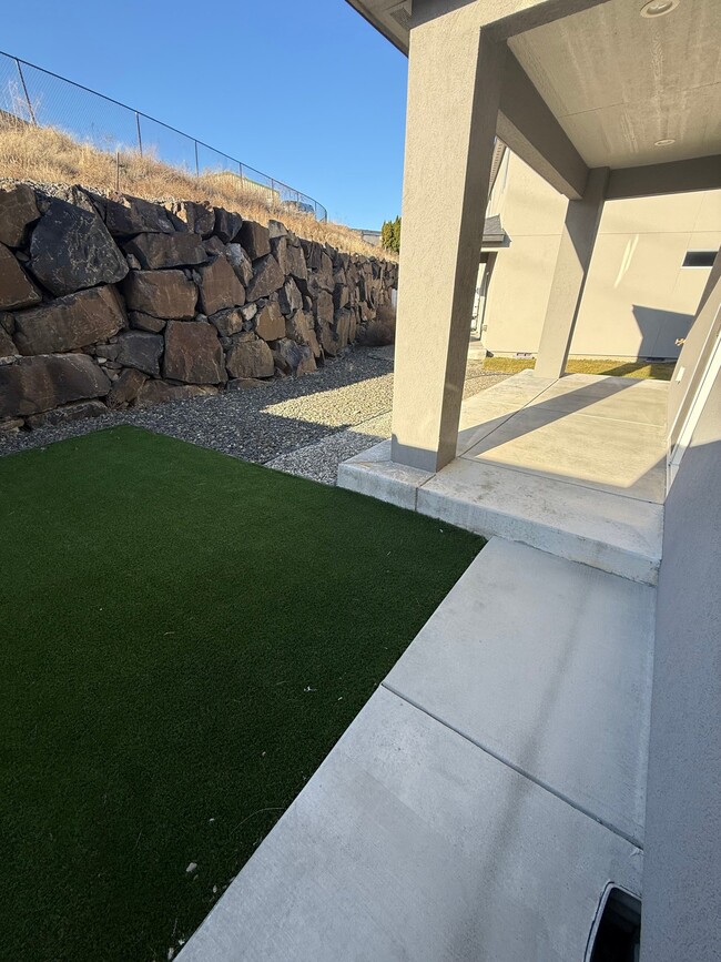 Building Photo - 782 Rio Vis Lp