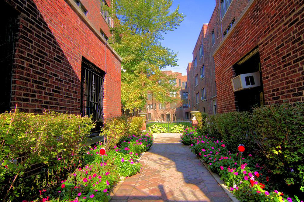 Foto principal - 632 W Addison St