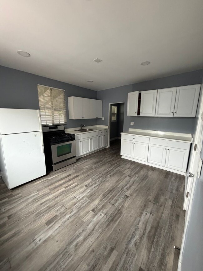 Photo - 623 E Santa Ana Blvd Apartment