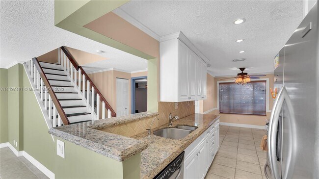 Foto del edificio - 873 NW 81st Way