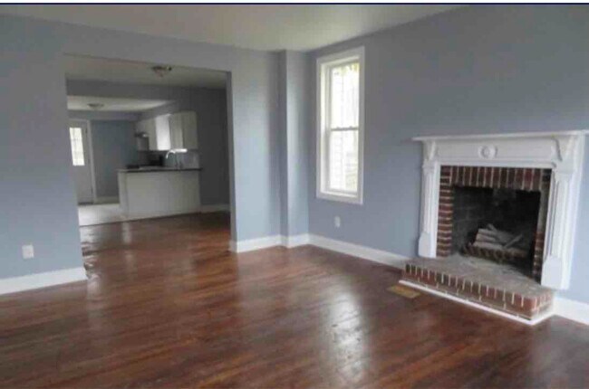 Foto del edificio - 3104 Brightwood Ave