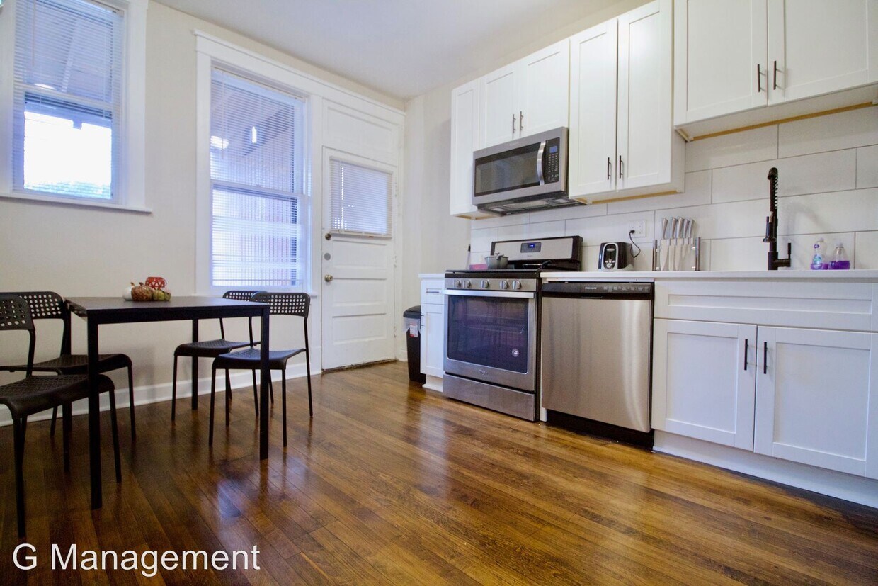 Primary Photo - 4706 N St Louis Ave