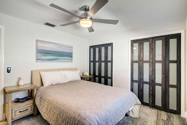 Foto del edificio - 2594 Marcinski Rd