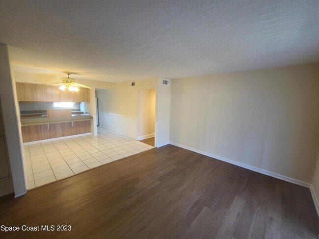 Foto del edificio - 254 Ulster Ln