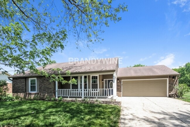 Building Photo - 8825 Royal Meadow Dr